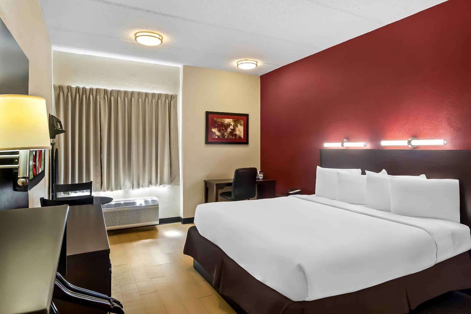 Red Roof Inn Plus+ Jacksonville - Southpoint Екстер'єр фото