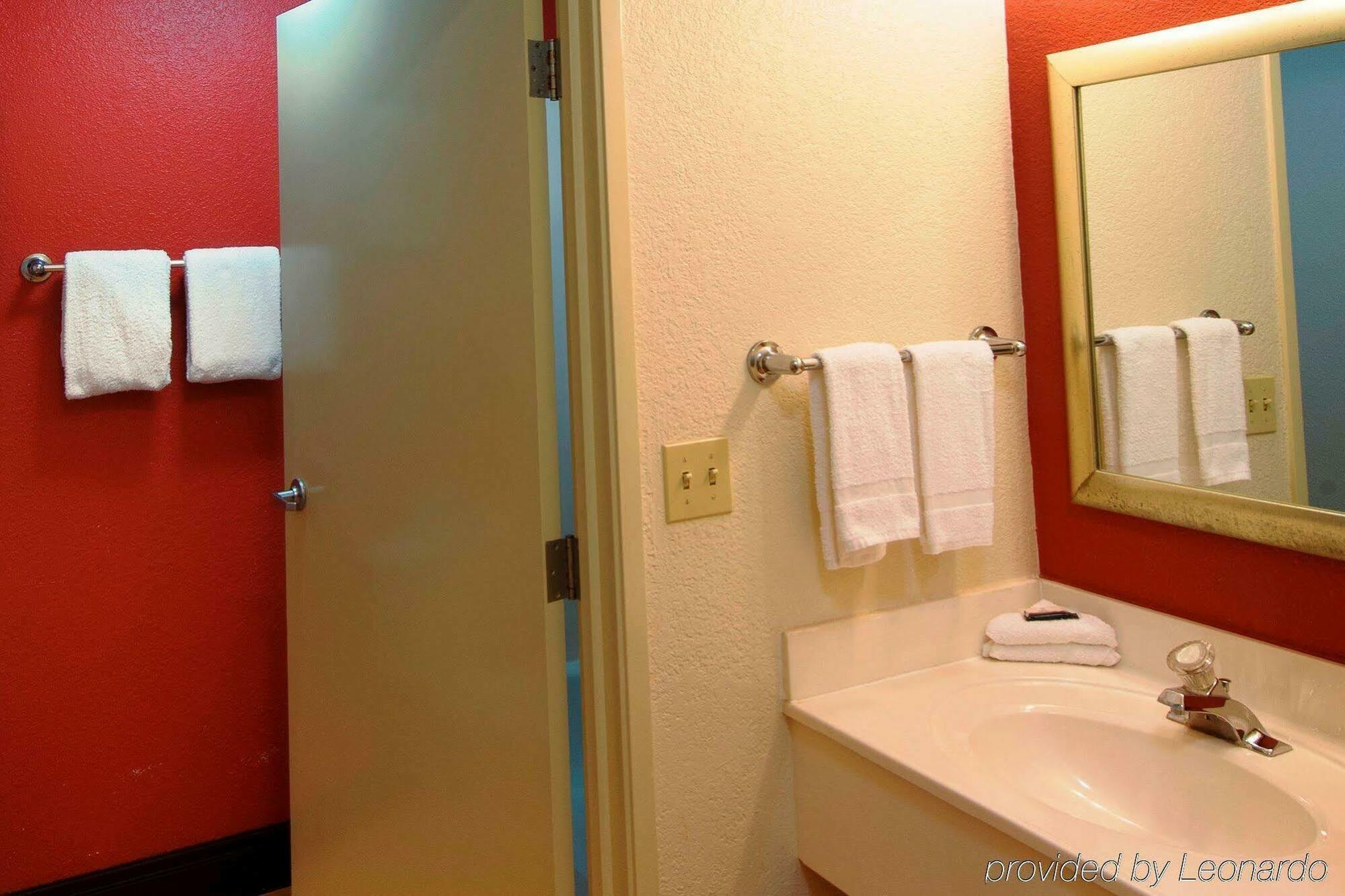 Red Roof Inn Plus+ Jacksonville - Southpoint Екстер'єр фото